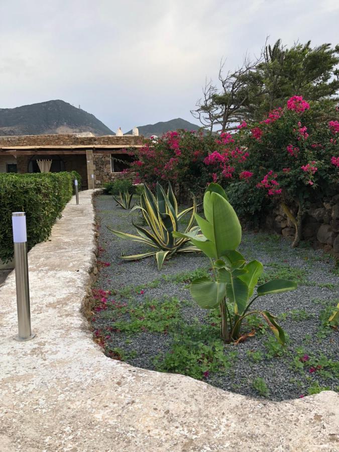 Dammuso Rekhale Villa Scauri  Exterior photo